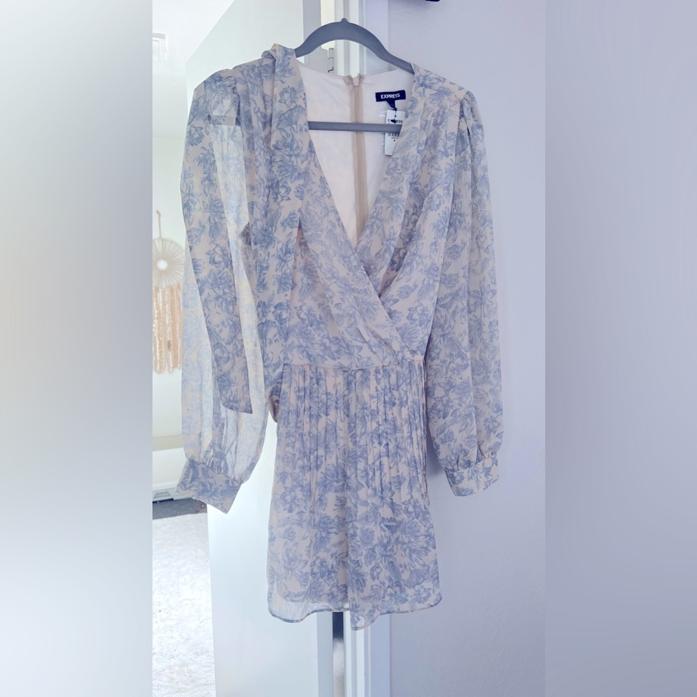 Express size medium spring romper NWT